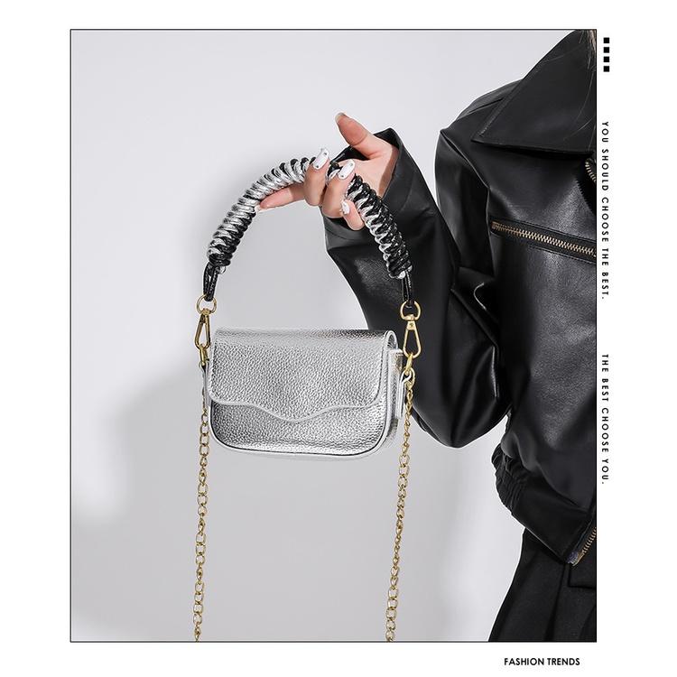IELGY Women's Retro Bag, Textured Small Square Bag, Fashionable Shoulder Messenger Mobile Phone Bag.