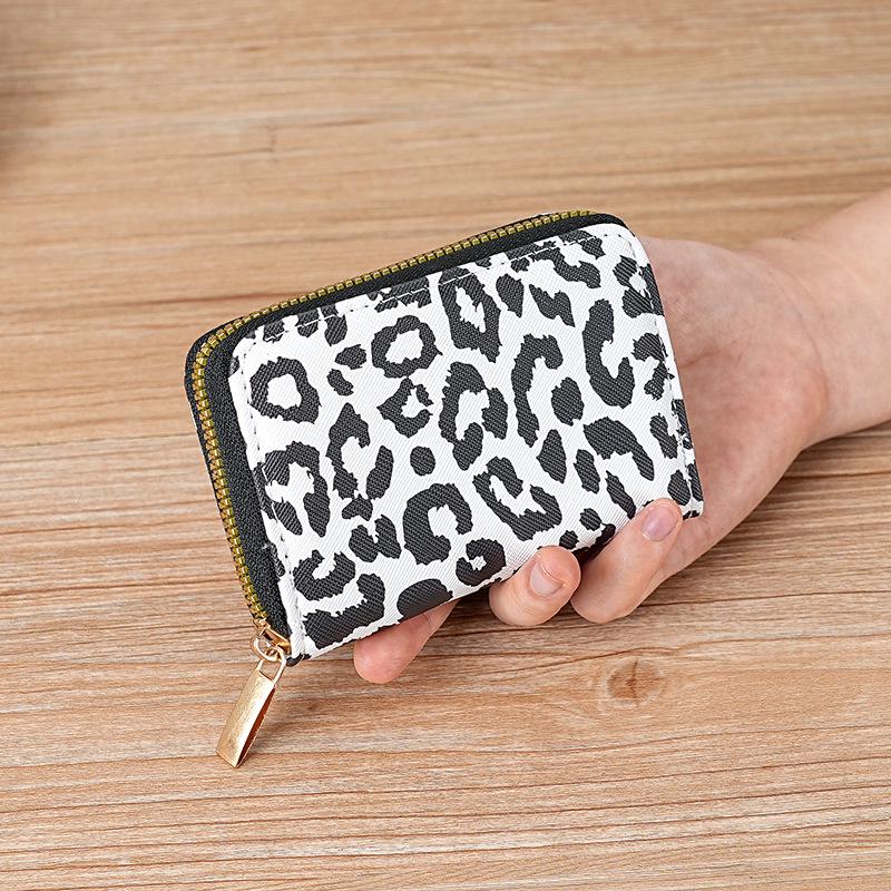 

Trendy Chic Women s Compact Large-Capacity Multi-Slot Card Holder чёрный