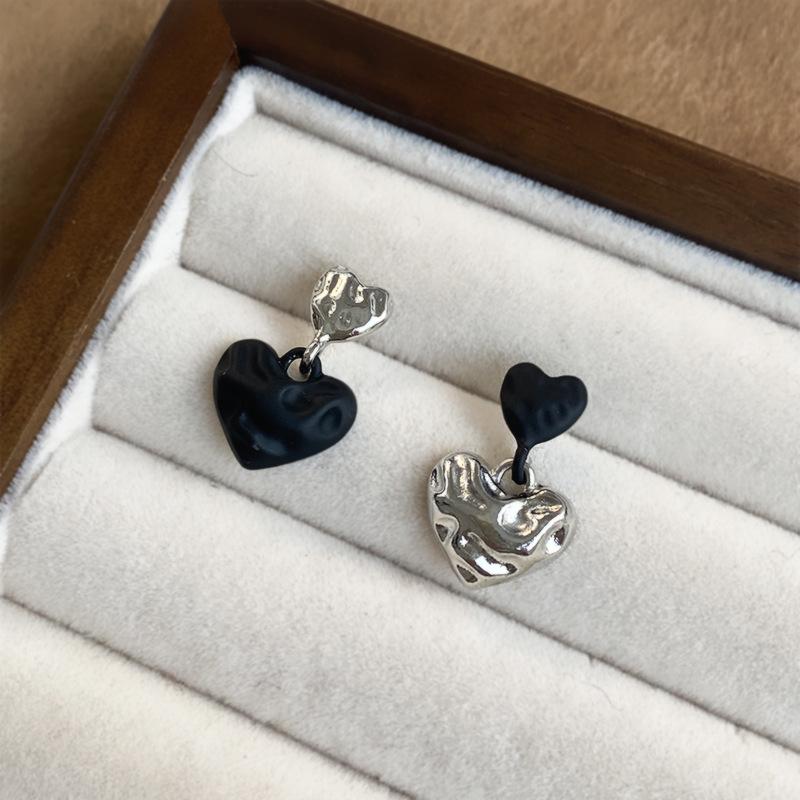Asymmetrical Black Copper Color Hanging Earrings for Women Joint Double-layers Heart Pendants Dangle Earrings Elegant Earrings