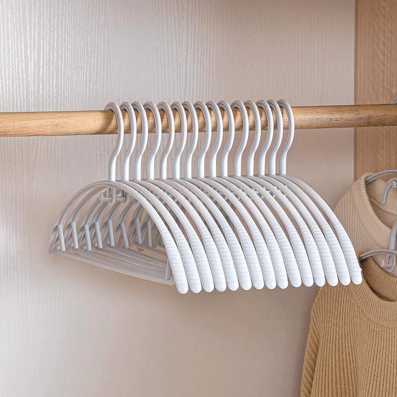 Japanese-Style Non-Slip Thickened Plastic Clothes Hanger for Dormitory, Balcony, or Wardrobe.