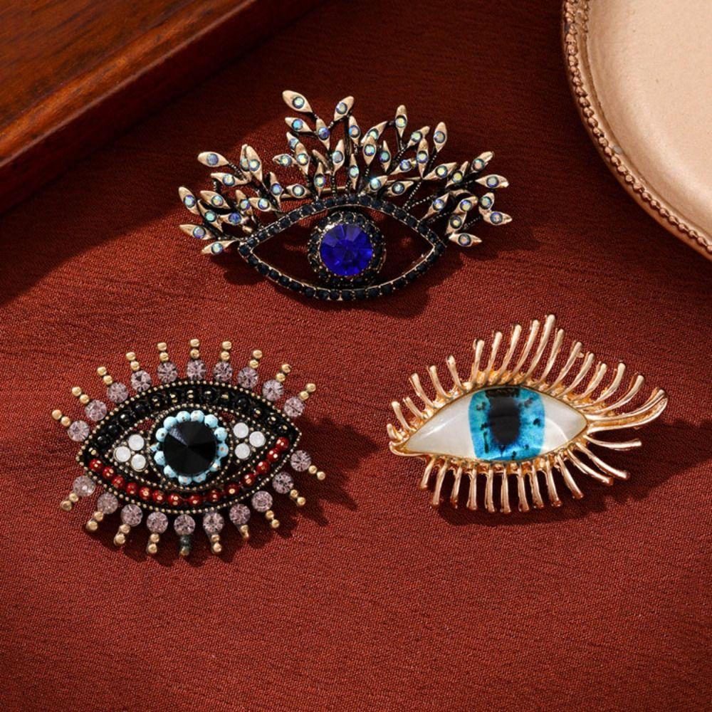 Crystal Pendant Luxury Badge Pin Hollow Out Banquet Clothes Pin Devil Eye Brooch Pin  Decoration