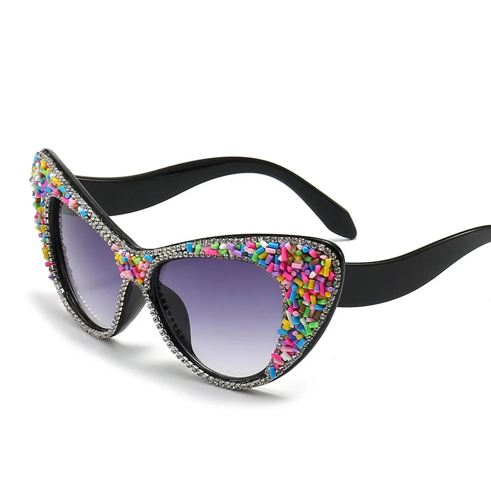 Vintage Oversized Cat Eye Sunglasses Women Luxury Designer Punk Sexy UV400 Protection Diamond Cake Sugar Shades