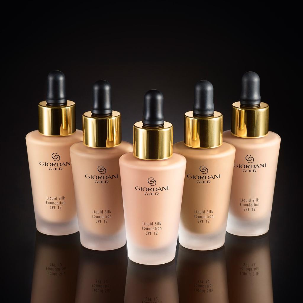 Oriflame Giordani Gold Liquid Silk Foundation LSF 12 - Natural Beige 30 ml