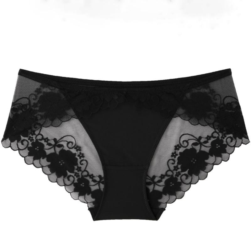 French Style Sexy Low Waist Breathable Hip Lifting Lace Panties With Cotton Crotch