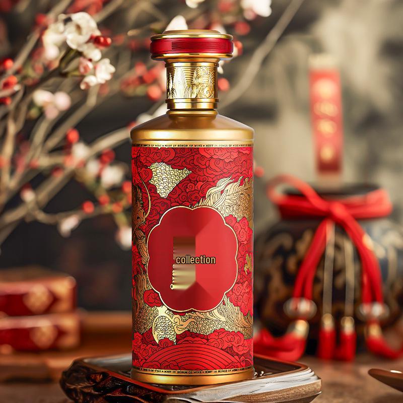 500ml Premium Dragon Design Wine Bottle - Elegant Glass Baijiu Bottle for Weddings, Customizable Logo Option Available.
