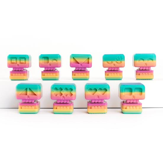 9 Pcs Skull Fidget Clicker Toy 3D-Printed Skull Stress Relief Toy Gradient Color Keyboard Clicker Fidget Button for Office Workers Anxiety Relief