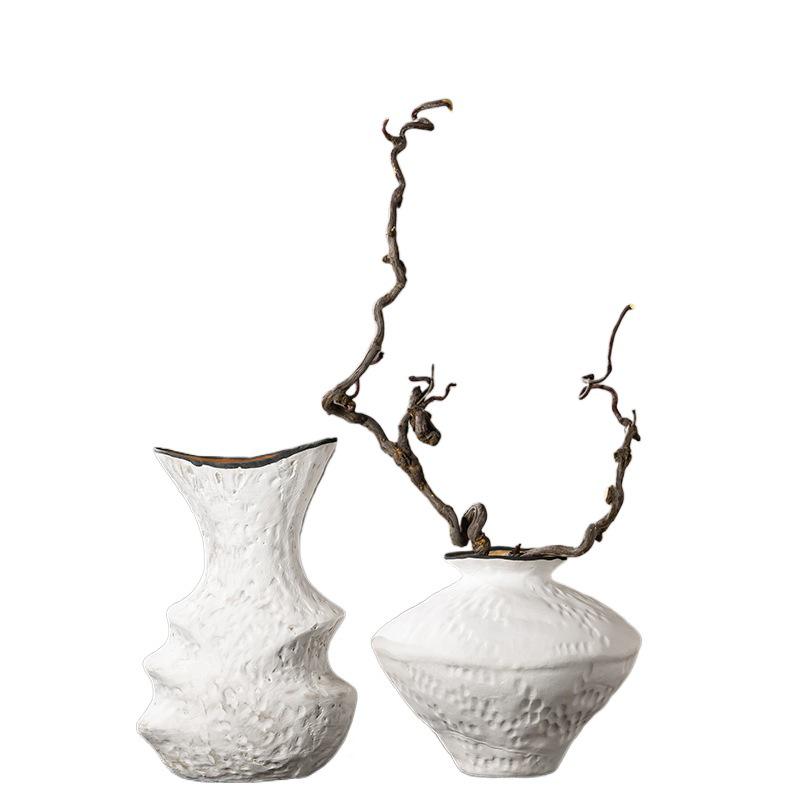 Handmade Retro Distressed Ceramic Vase - Large Coarse Pottery Jar for Flower Arrangements In Bed and Breakfast Hotel