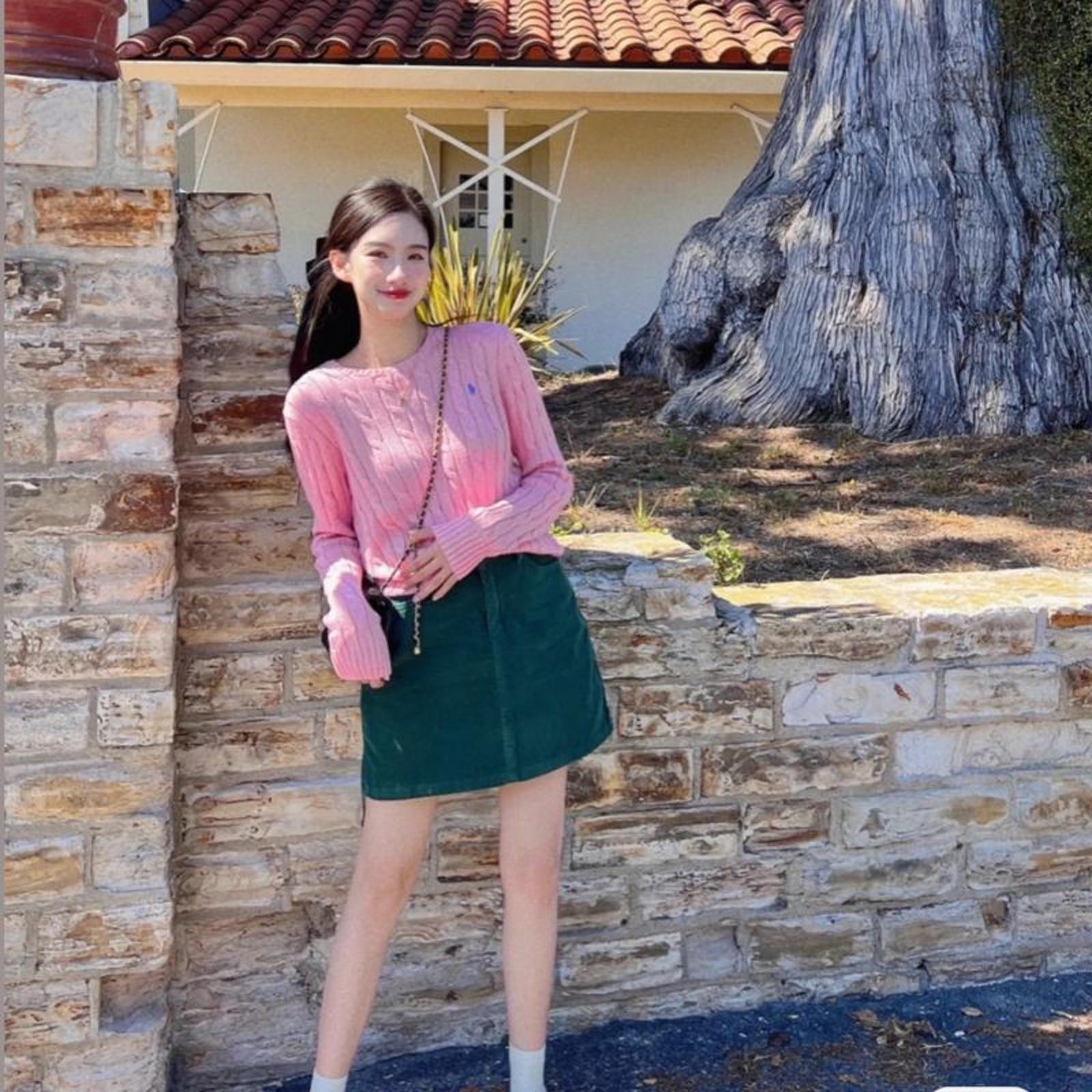 

Women s Wool Thickened Embroidered Twisted Round Neck Knitted Sweater One Size рожевий