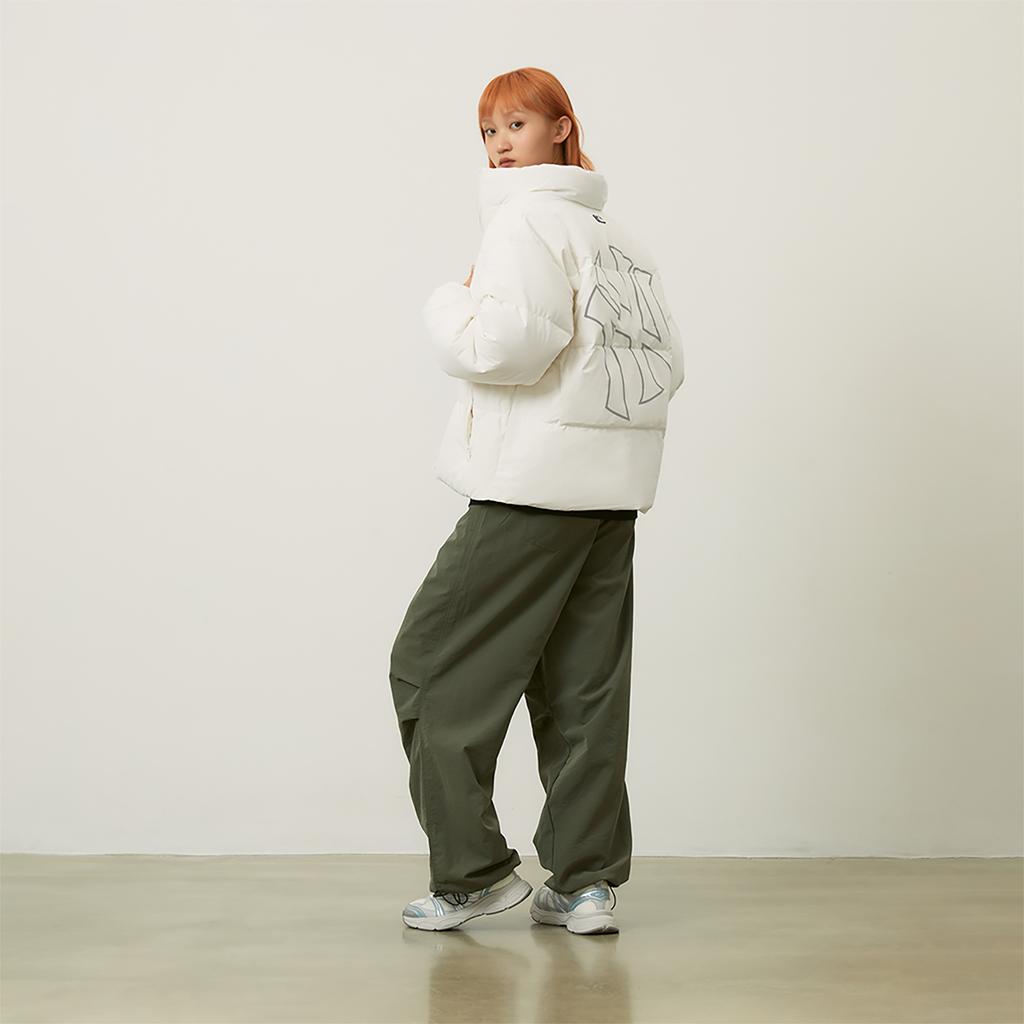 New MLB New York Yankees Basic Collection FW24 Down Jacket Unisex Cream 3ADJB0446-50CRS