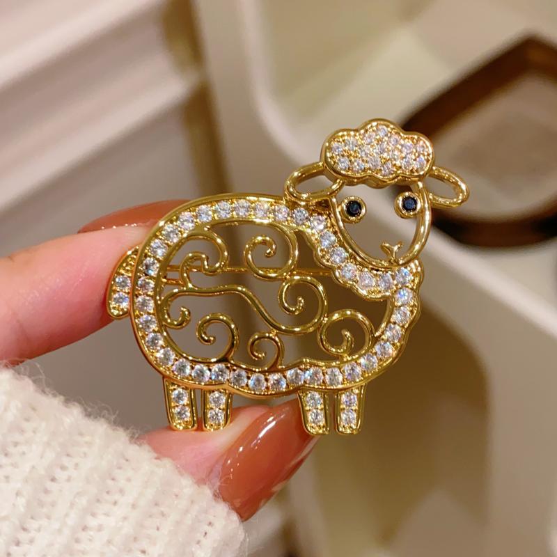 Delicate Goat Sheep Brooch Shiny Rhinestone Inlaid Unisex Fashion Pin Perfect Jewelry Gift For Women Girls Birthday Party