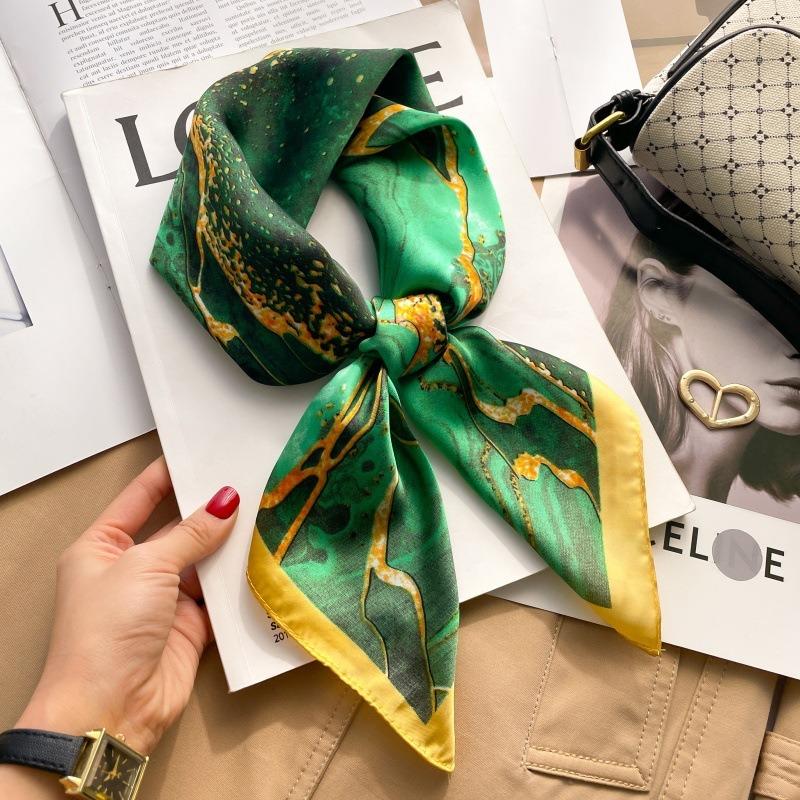 Zhang Ruonan silk scarf women's spring and summer new fashion retro accessories scarf neck high-end small square scarf