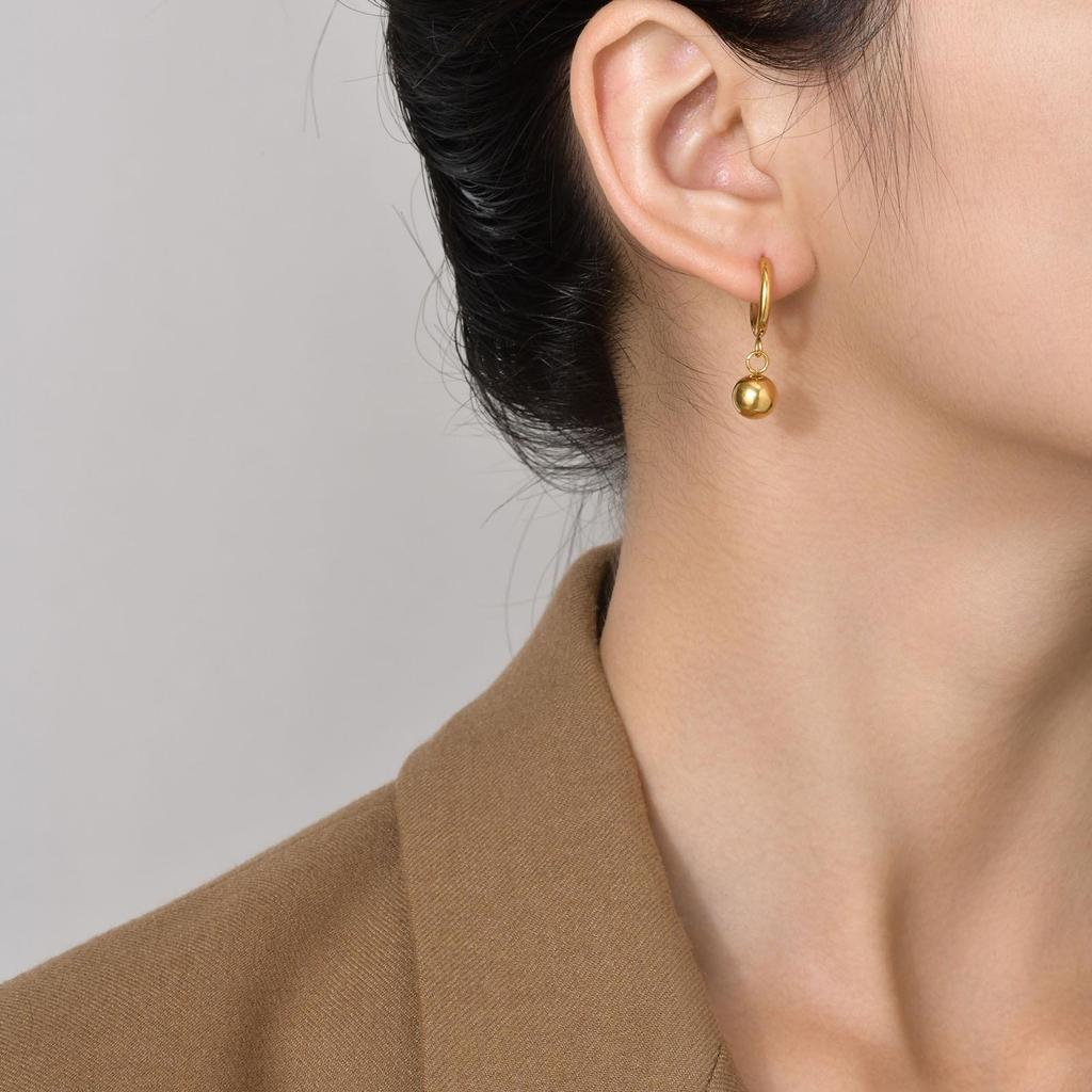 Titanium Steel Color-Preserving Hoop Earrings: Unique Round Circle Design for Retro High-Class Elegance In Women's Accessories