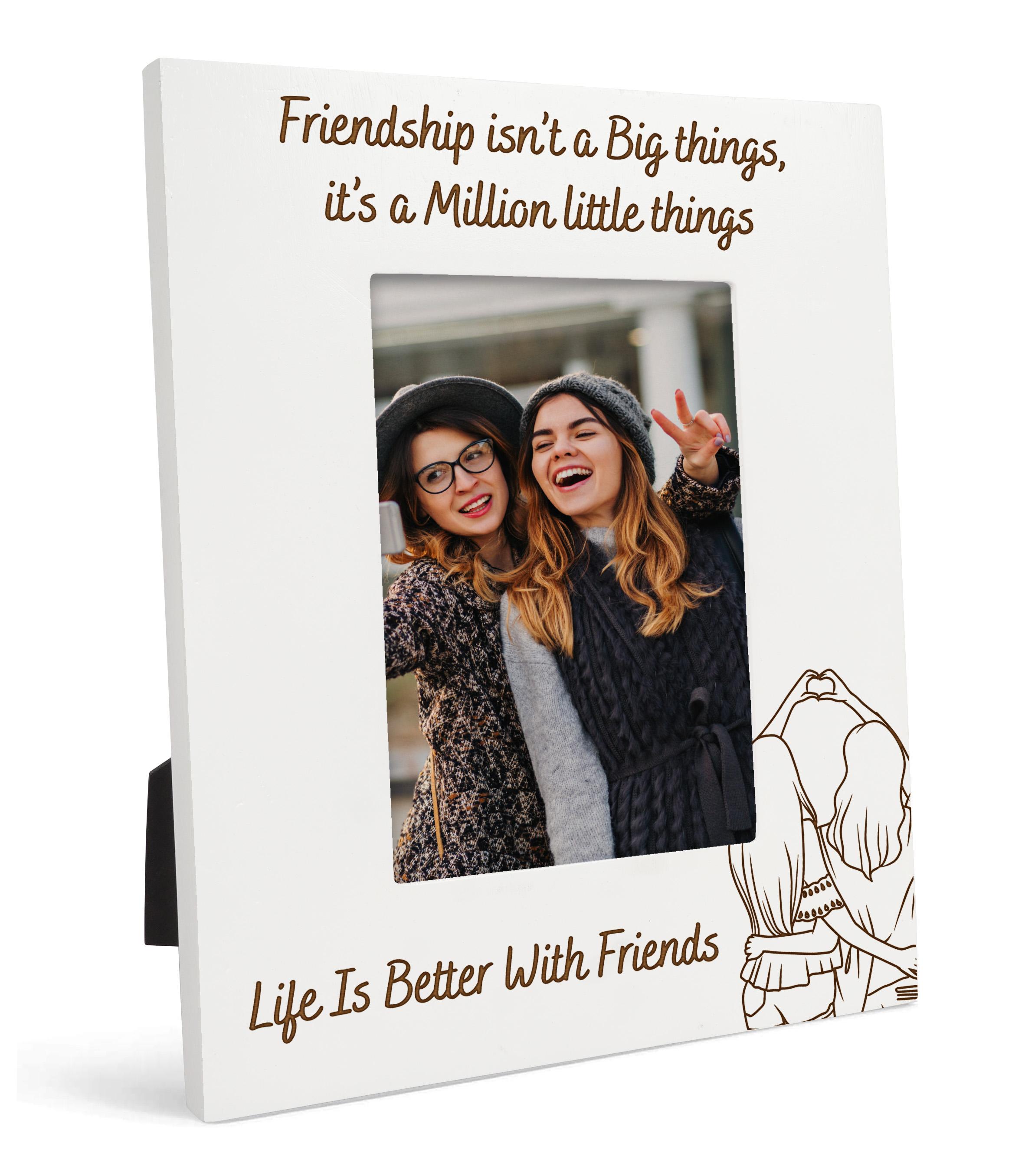 

Darling Souvenir Made With Love Engraved Table Top Photo Frame Wooden White Picture Frame 4x6 Inches Vertical білий