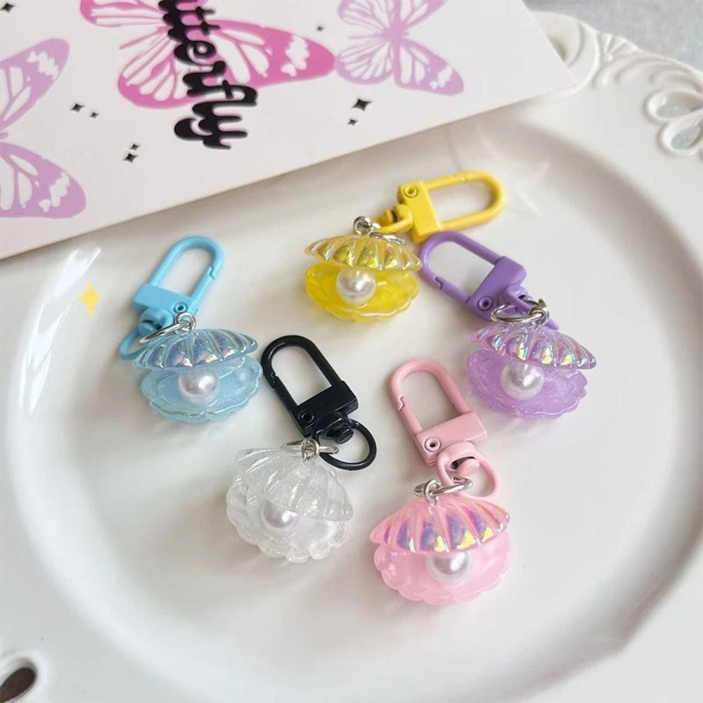 

Kawaii Pearl Shell Keychain Acrylic Shell Pendant Pearly Lustre Shell Keyring Hanging Accessory