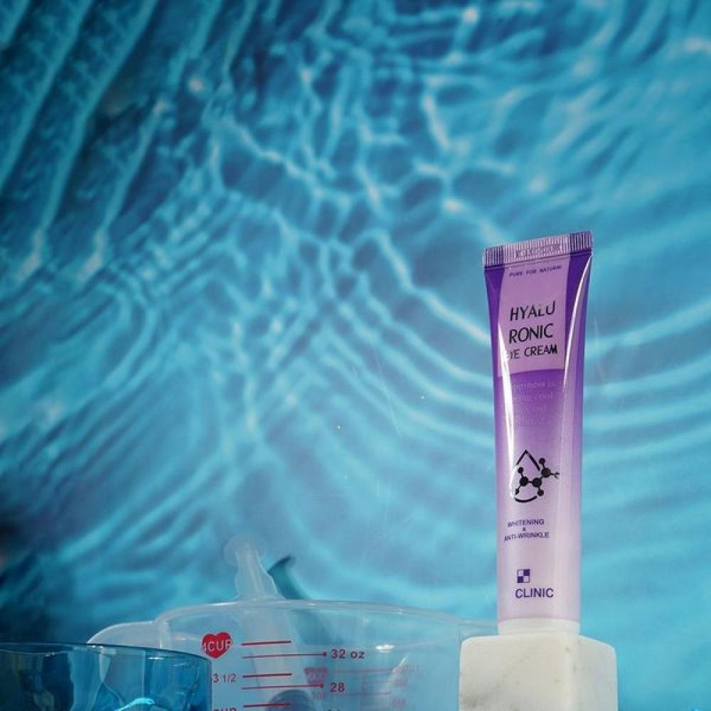 

Moisturizing Skin Barrier Strengthening Skin Moisturizing Tired Skin Eye Cream 40ml