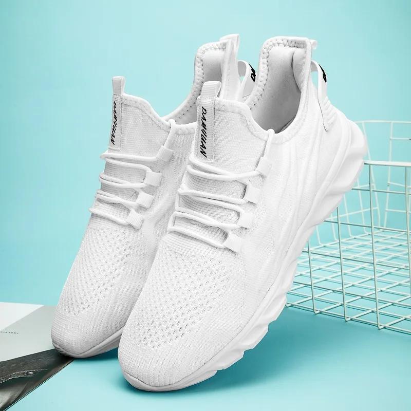 Damyuan Lightweight Running Shoes For Men Outdoor Sports Tennis Shoe Black Sports Trainers Men Vulcanized Tennis Sports Shoes