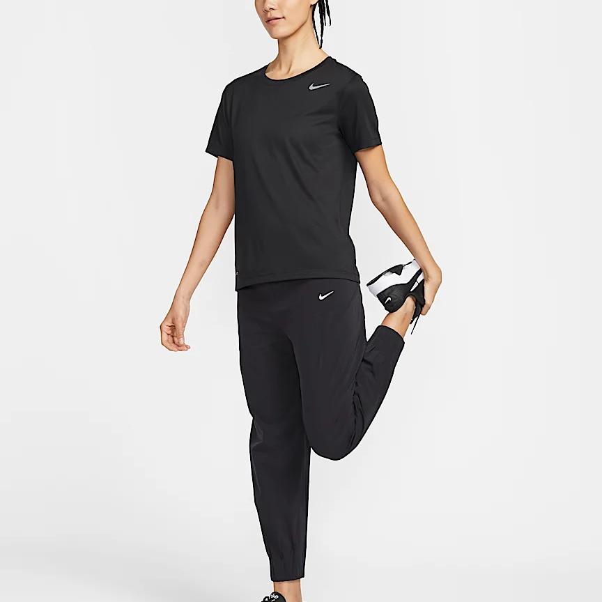 Nike Dri-Fit Team Legend Quick-Dry Comfortable Crew Neck Short Sleeve T-Shirt Women Tops Black IB8899-010