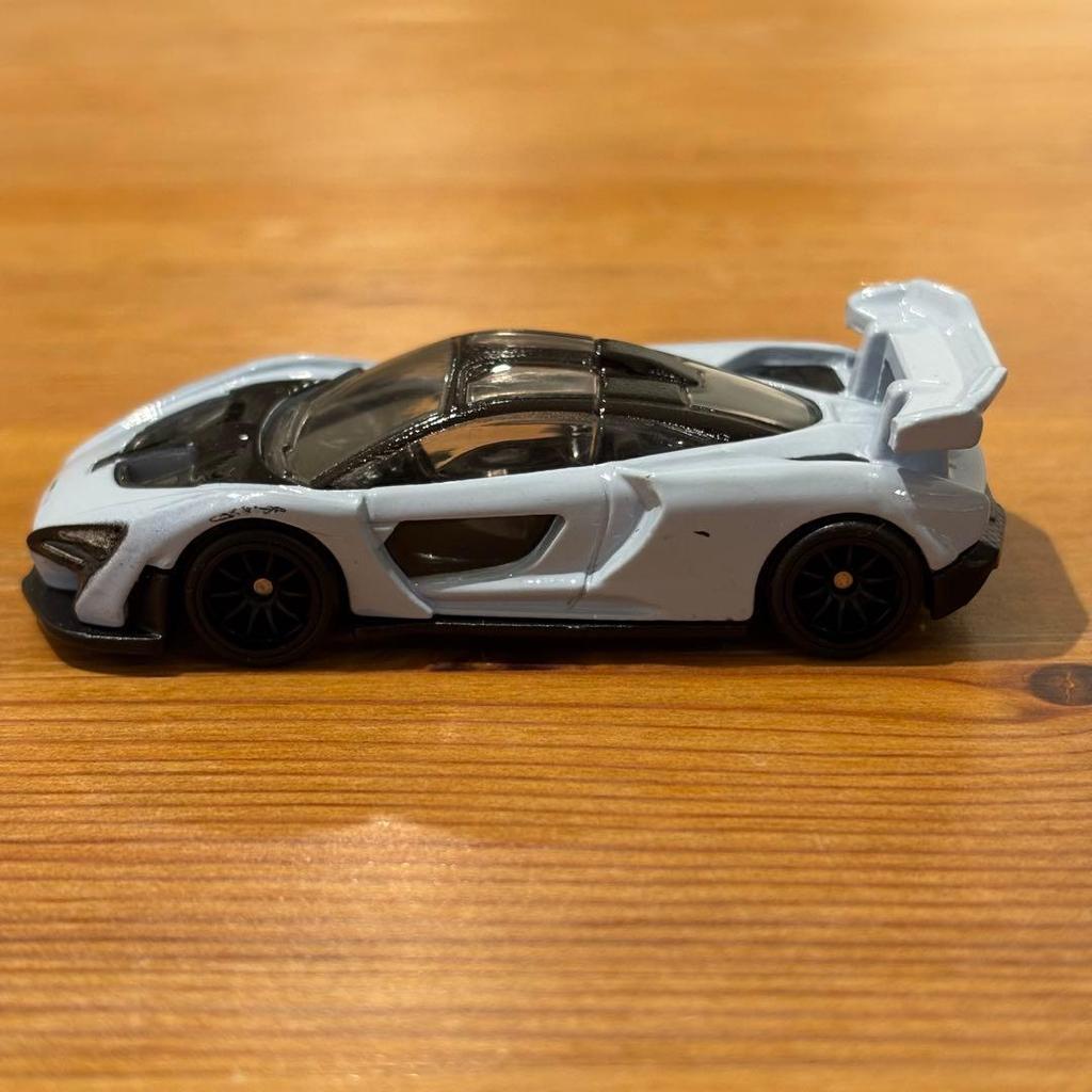 hot wheels mclaren senna