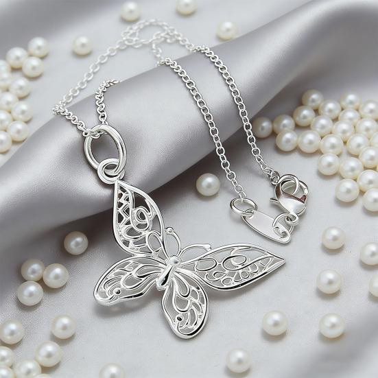 Women Butterfly Necklace Hollow-Out Butterfly Elegant Dainty Necklace Pendant Necklace Jewelry for Daily Wear Weddings Parties