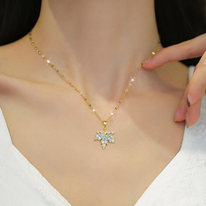 Micro-Inlaid Necklace Earrings Set Light Luxury Maple Leaf Full Diamond Personality Temperament Banquet Earrings Necklace Combination