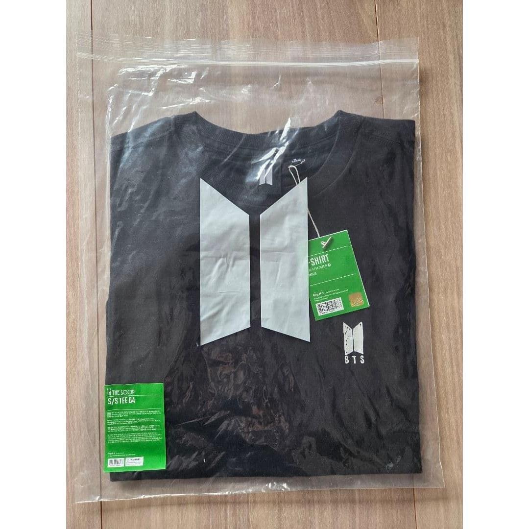 Official BTS SOOP T-shirt unused tags black size M.