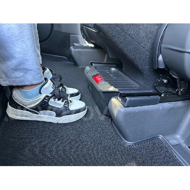 Rear Center Console Organizer for Tesla Model Y Juniper 2025 2026 Trash Can 2nd Row Under Floor Storage Box Bin Mat Accessories