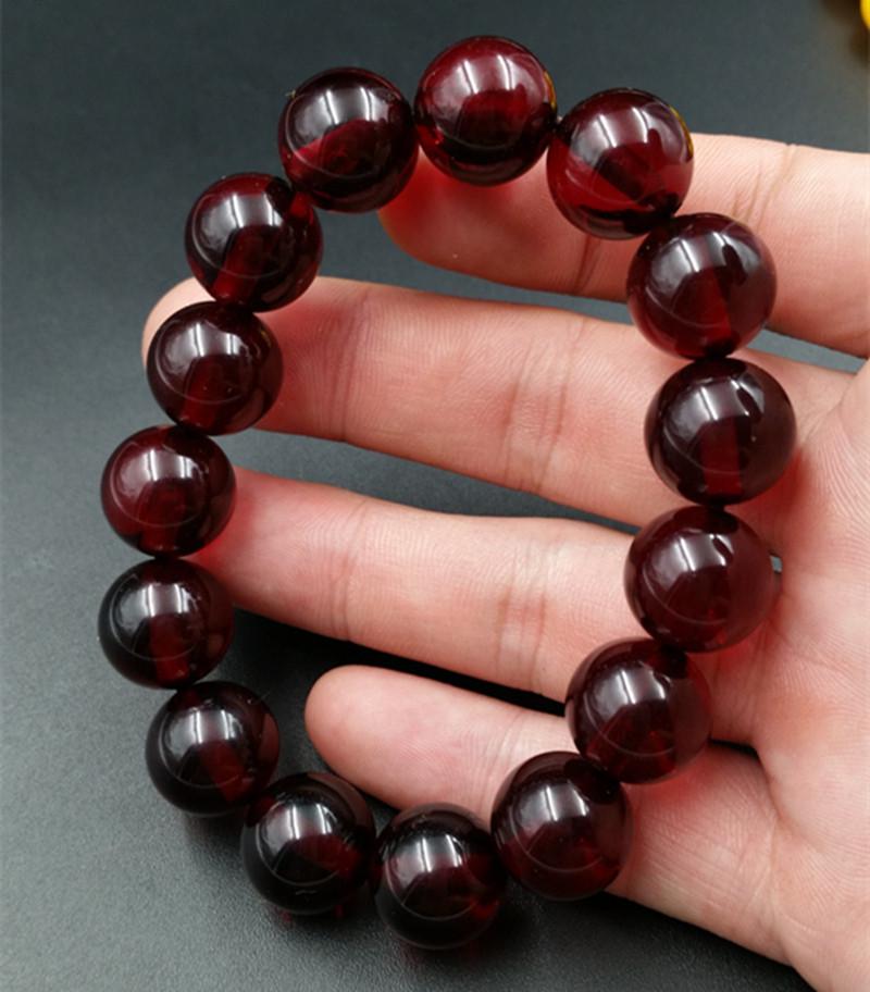 Amber Imitation Beeswax Blood Amber Bracelet for Men and Women 15mm Round Bead Diameter