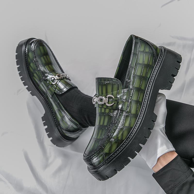 Fashion Fashion Brand Men's Comfortable Thick Soled Round Toe Loafers for Spring New Men's Retro Style Crocodile Leather Oxford Shoes