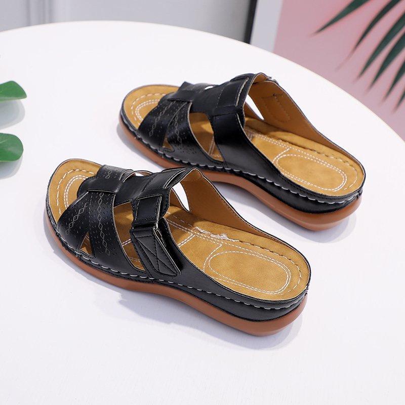 

Женская обувь Сандалии больших размеров Модные и ретро Шлепанцы на толстой подошве Женские кулеры 38 чёрный