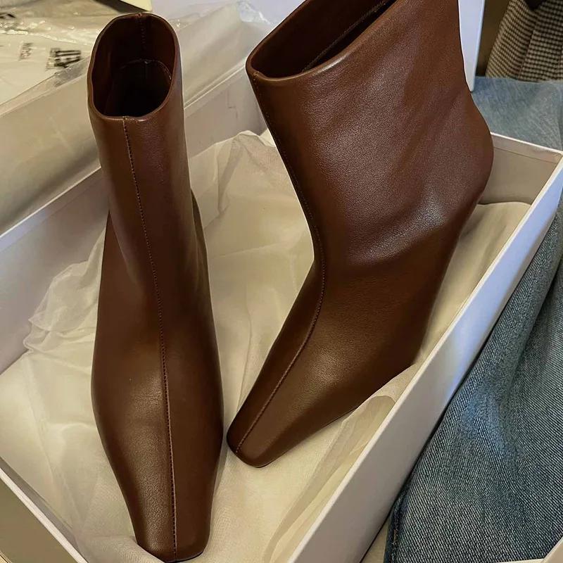 Modische, elegante Damenstiefel aus weichem Leder mit quadratischer Zehenpartie und dünnem, niedrigem Absatz, Stiefeletten für Damen im Herbst, Luxus-Botines