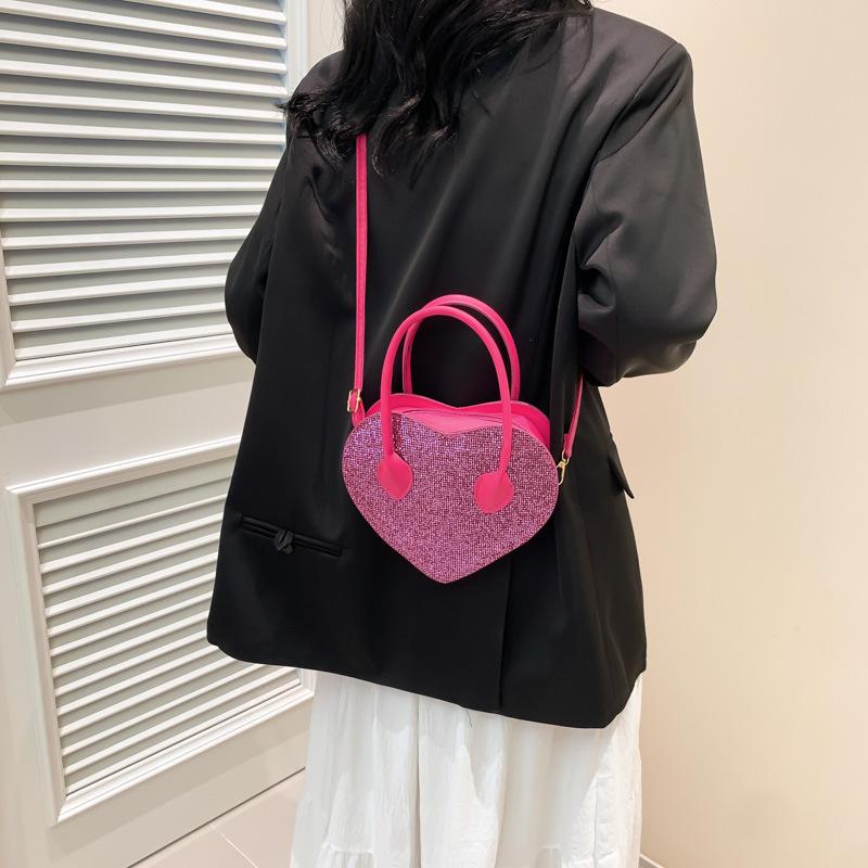 New love bag fashionable and simple shoulder bag versatile commuter messenger bag 2025 spring and summer niche handbag bag women