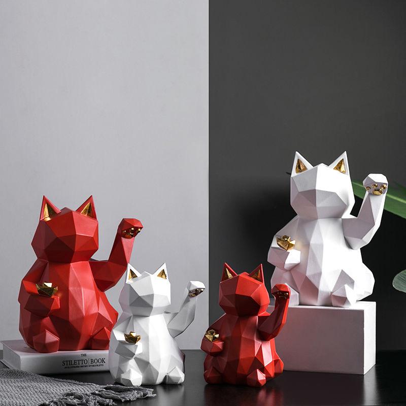 Lucky Cat Resin Figurine – Feng Shui Maneki Neko Desktop Decoration for Home & Office