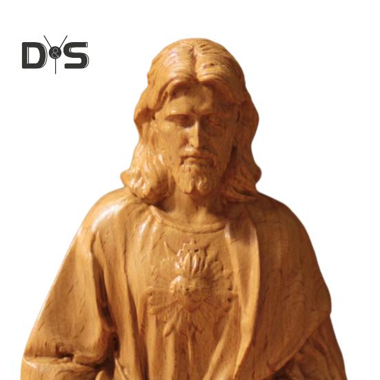 Statua di Cristo in resina, decorazione da tavolo natalizia, statuetta sacra seduta in meditazione, statuetta di Gesù per tavoli, decorazione per caminetto, regalo cristiano