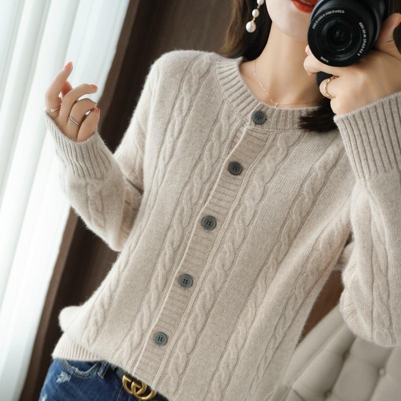 Twist crew neck cardigan women's shoulder loose solid color top fashionable and elegant sweater jacket women's spring and autumn simple