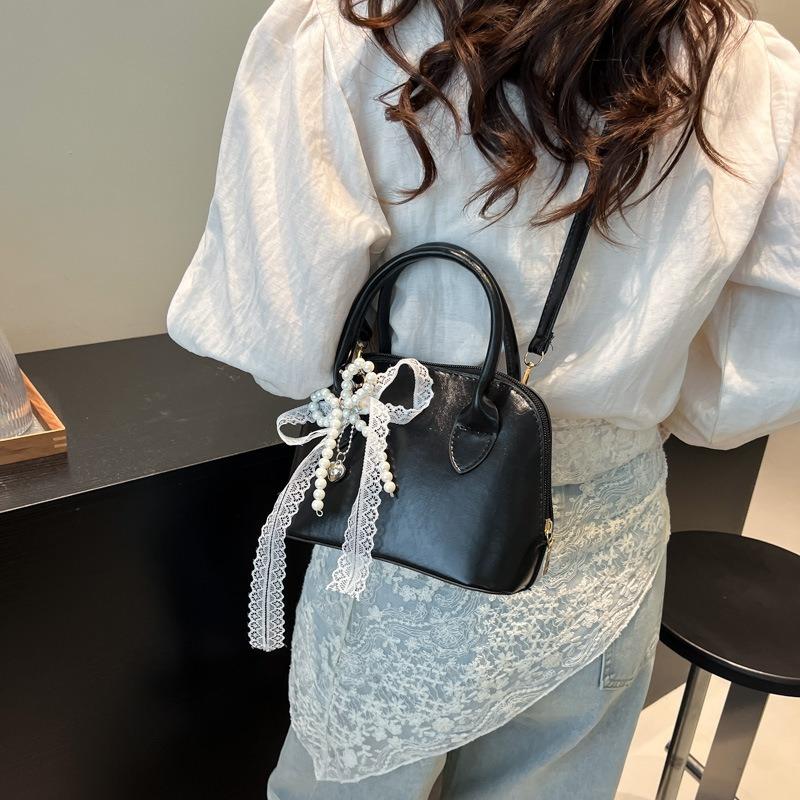 Spring and Summer Popular Beautiful Handbag New Fashion Versatile Messenger Bag Shoulder Shell Bag