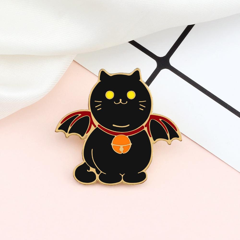 Lovely Angel Devil Cats Brooch White and Black Cartoon Cute Kitten with Wings Enamel Pin Bag Shirt Badge for Friends Couple Gift