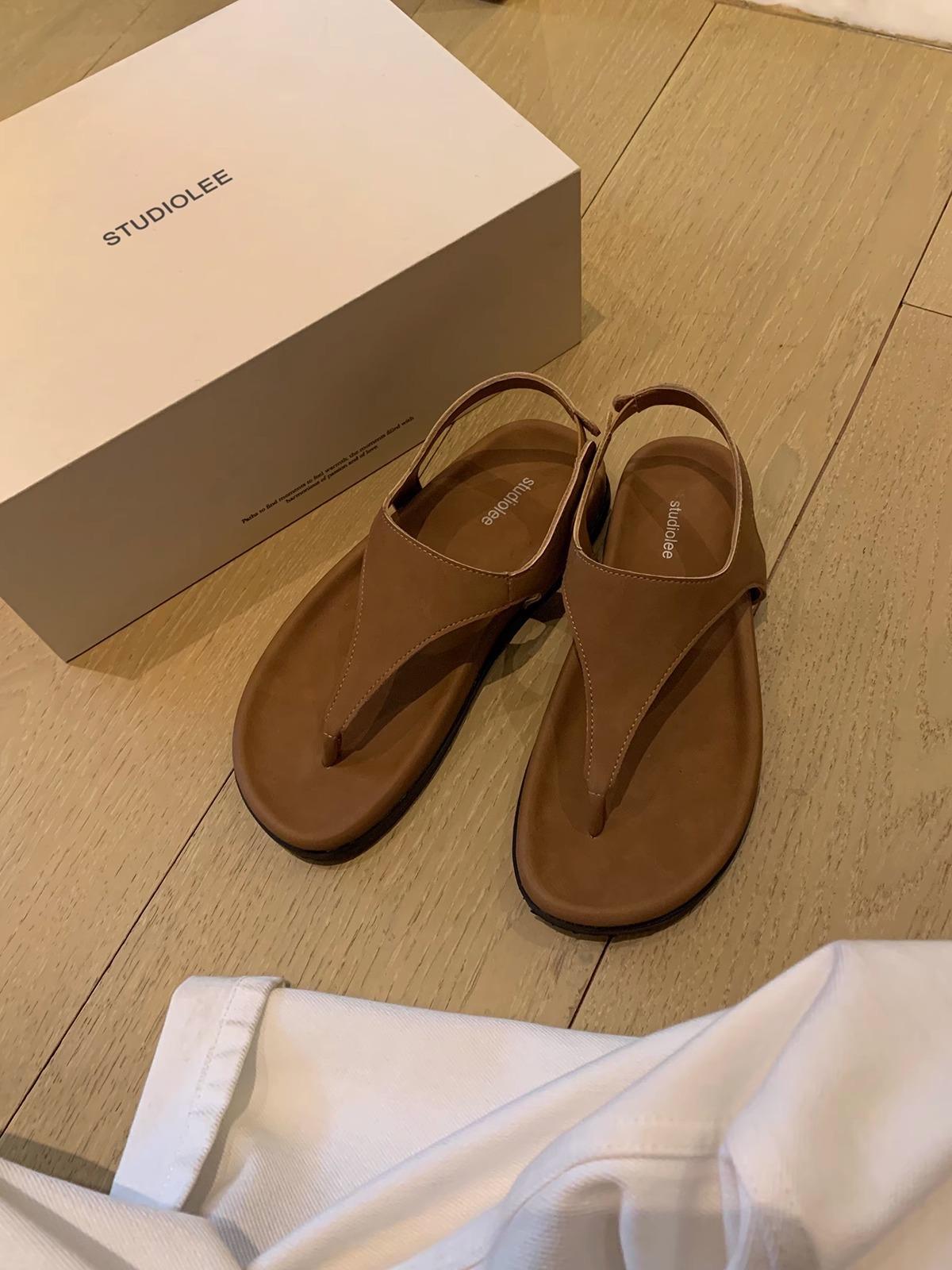 

Овчина минималистичный темперамент елочка щипок ноги отпуск нишевый стиль кожаные сандалии женская обувь 35 хаки