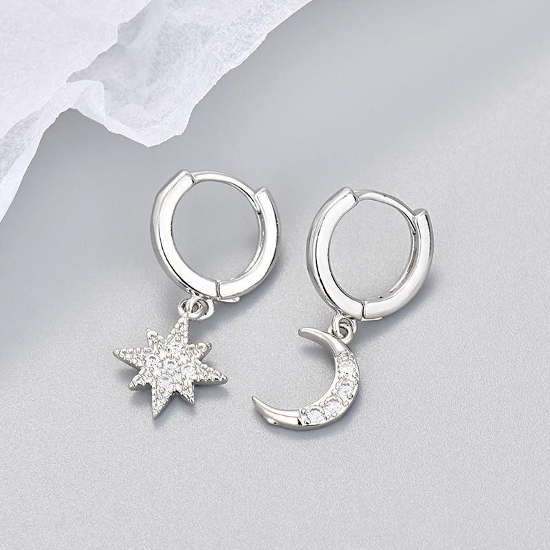 Chic Asymmetric Star And Moon Ear Cuffs For Women Lightweight Niche Design Fashionable Trendy Earrings Jewelry