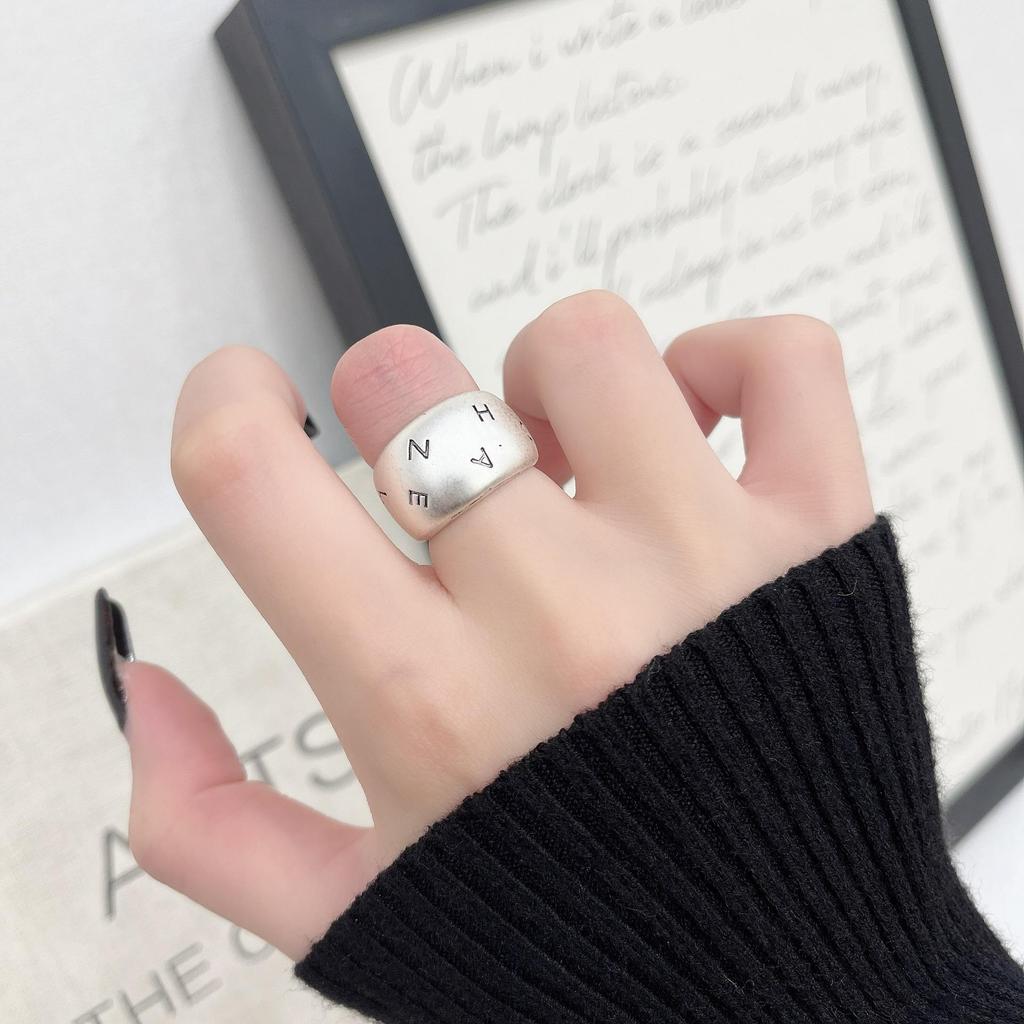 2024 Vintage Silver Statement Ring: Elegant, Wide Design for Women - A Luxurious, Trendy Accessory