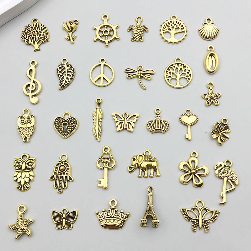 

Antique Gold Alloy Leaf Butterfly Crown Pendant Charm for DIY Jewelry