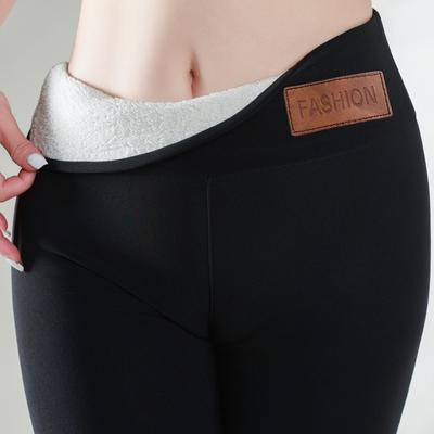 Thickened Fleece-lined Solid Color Lamb Wool Leggings for Women, High Waist, Tight-fitting, Warm Pants, Yoga Pants for Autumn and Winter.