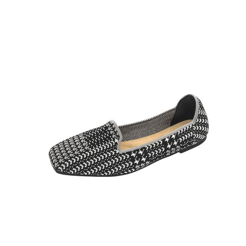 New square head woven geometric pattern soft sole shallow mouth knitted shoes flying knitted Doudou shoes