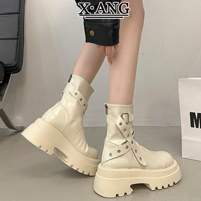 Small thick-soled heightened thick-heeled short boots leather Martin boots women's belt buckle locomotive boots medium boots knight boots