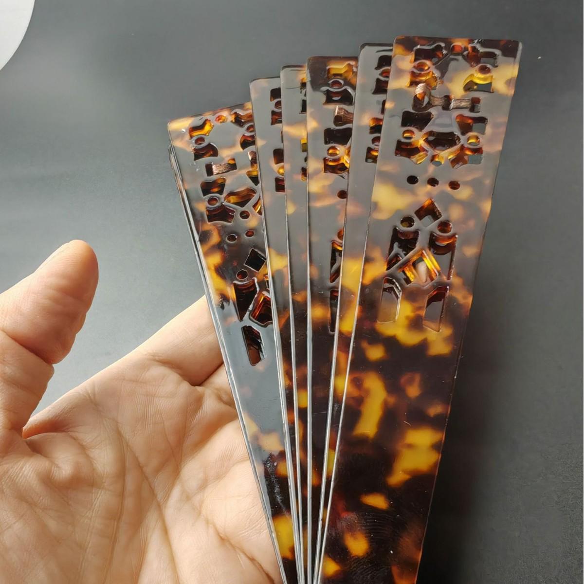 

Ручной работы макраме складной веер с ажурной резьбой, дизайн «имитация шляпы», на заклепках, длина 20 см 20mm