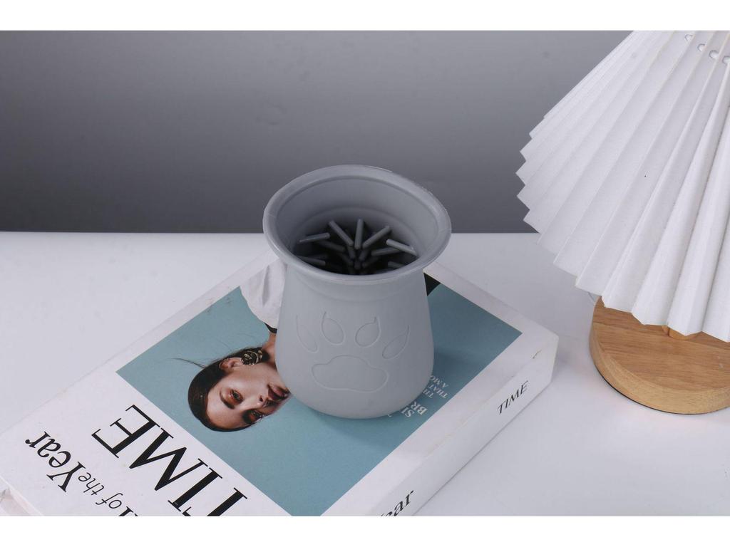Pet Foot Washing Cup: Cross-Border Cleaning & Grooming Tool for Cats and Dogs