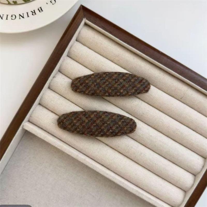 Korean Autumn Winter Wool Plaid BB Clips Retro Checkered Side Hair Clips Fashion Women Broken Hair Bangs Hair Barrettes Daily Hair Accessories