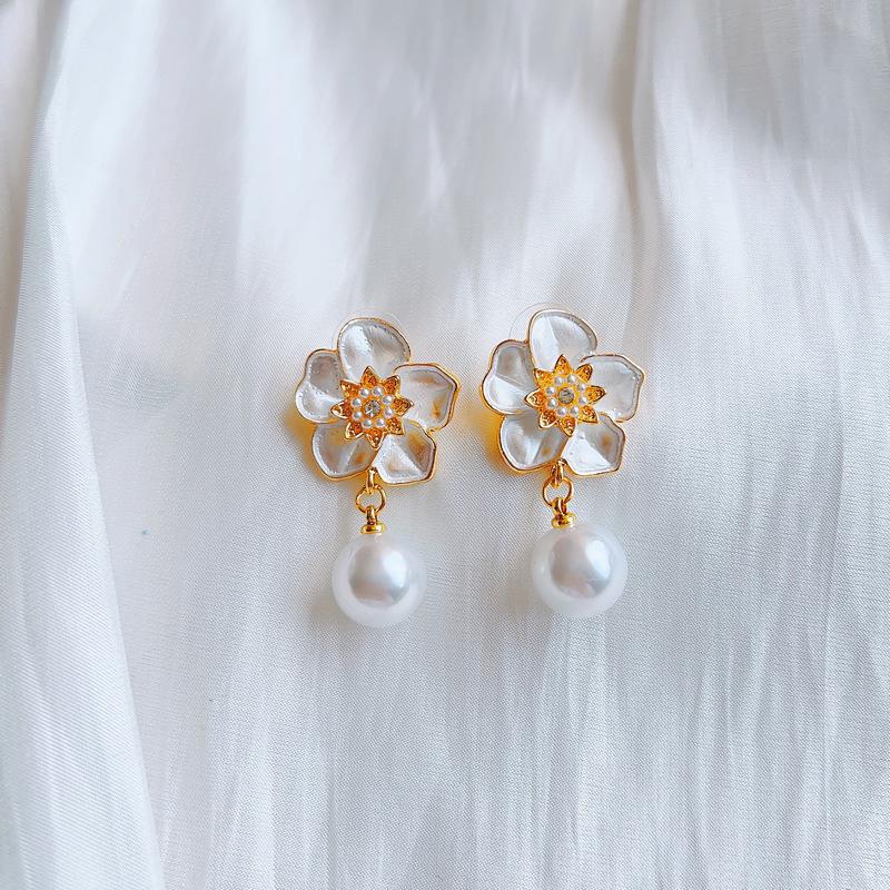 2024 Elegante Schlichte Blumenohrringe - Leichter Luxus-Mode