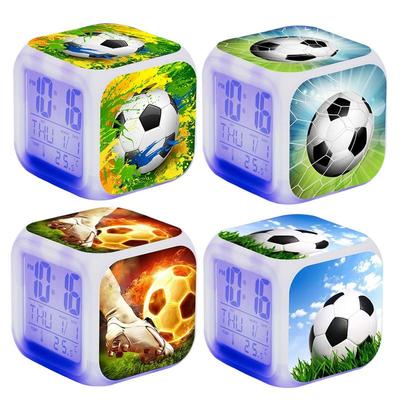 Kreativer Fußball-Wecker mit LED-Licht Kleiner digitaler Fußball-Wecker Schreibtisch-LED Multifunktionaler farbiger Wecker