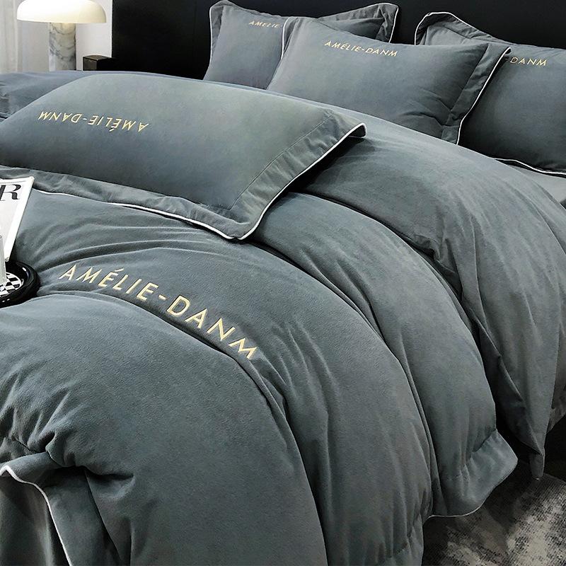 Class A baby velvet four-piece set baby velvet solid color embroidered milk velvet bed three-piece set flannel sheet quilt cover duvet cover
