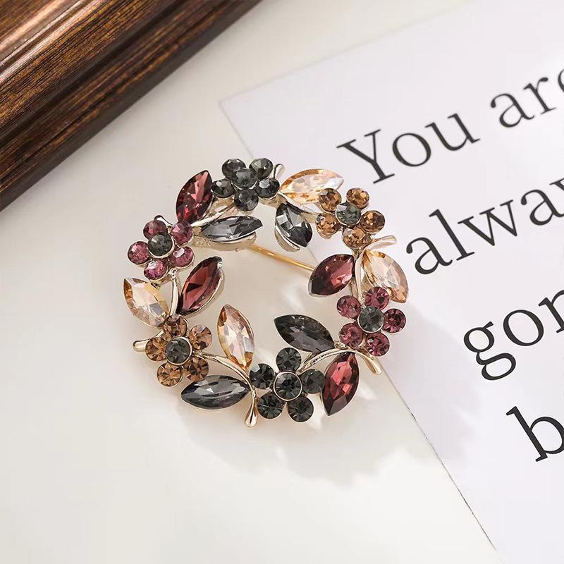 Butterfly Brooch Women'S High-End Sense Niche High-End Pin Temperament Fixed Clothes Suit Pearl Jewelry